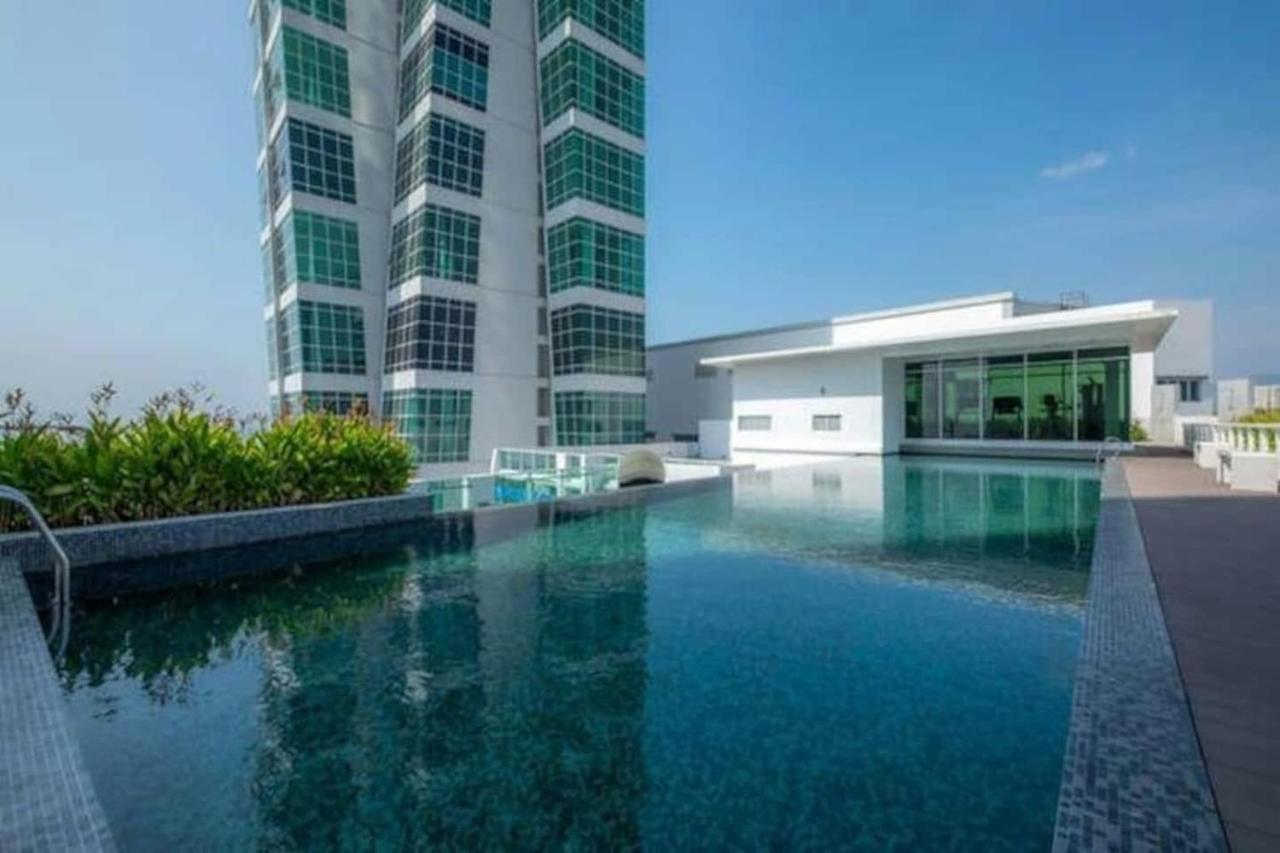 Loft Pano Seaview Suite 2 Bedroom By The Only Bnb Jelutong Esterno foto